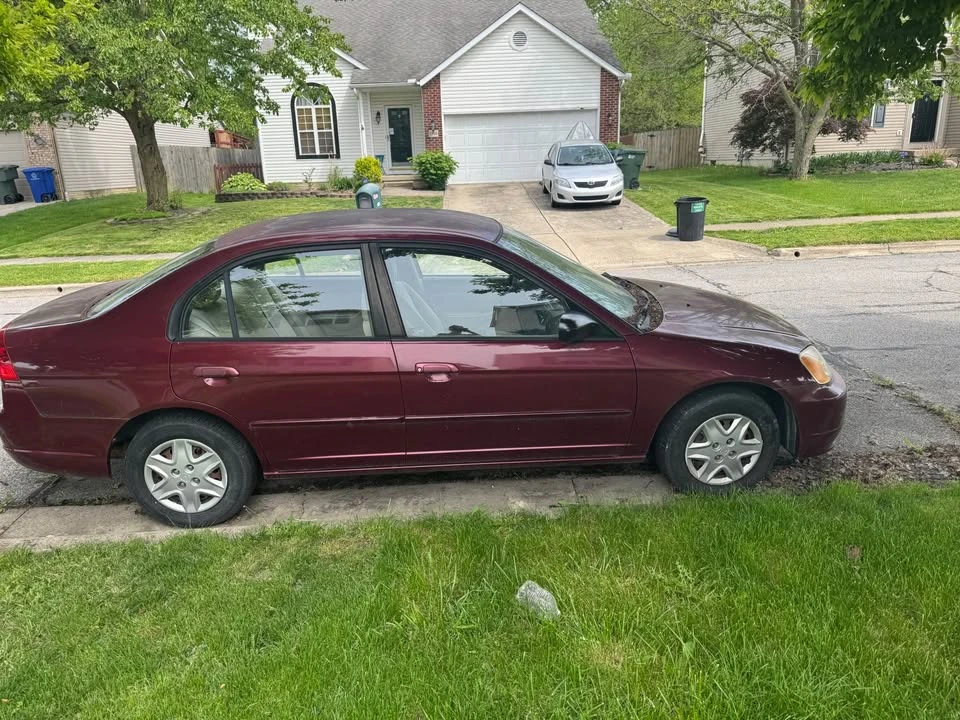 2003 Honda Civic 7th Gen - Image 2 of 8