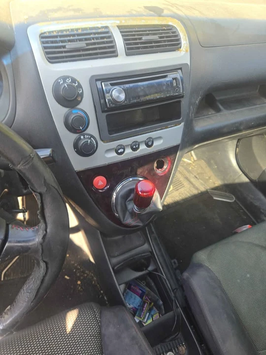 2003 Honda EP3 Civic Type R - Image 7 of 8
