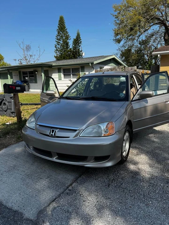 2003 Honda Civic 7th Gen - Image 2 of 8