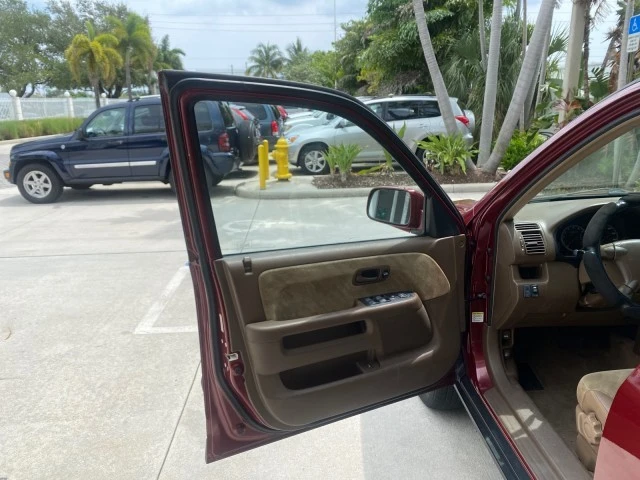 2003 Honda CR-V 2nd Gen - Image 10 of 21