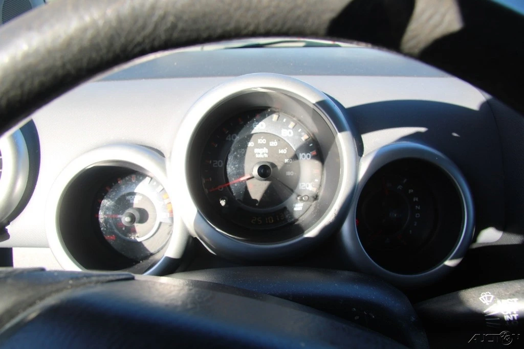 2003 Honda Element - Image 14 of 21