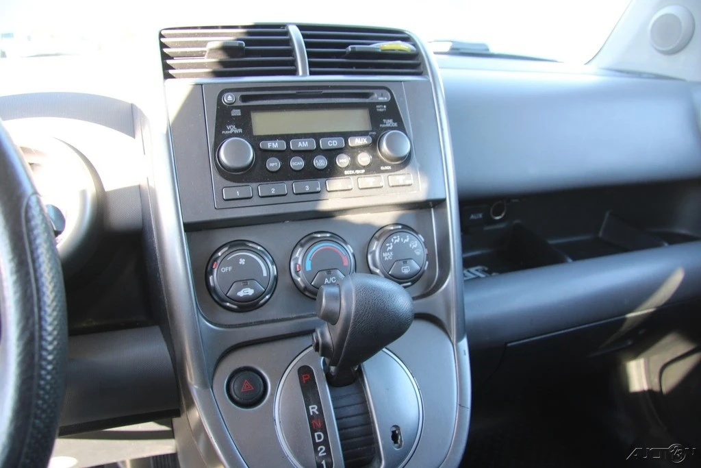 2003 Honda Element - Image 16 of 21
