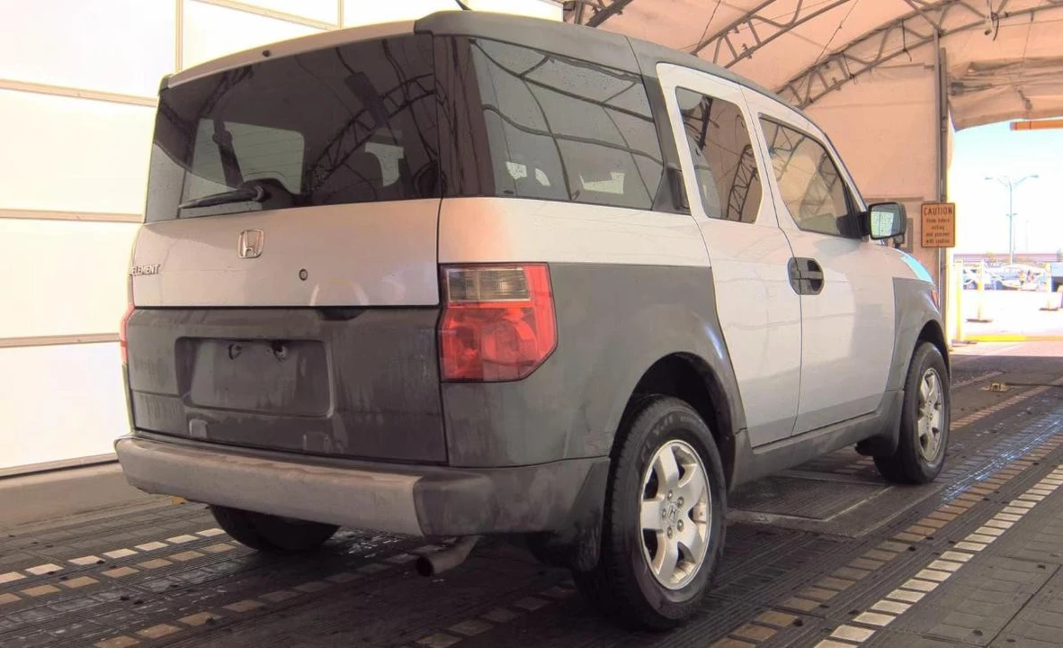 2003 Honda Element - Image 4 of 12