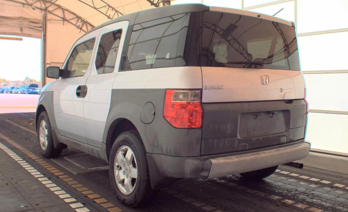2003 Honda Element - Image 6 of 12
