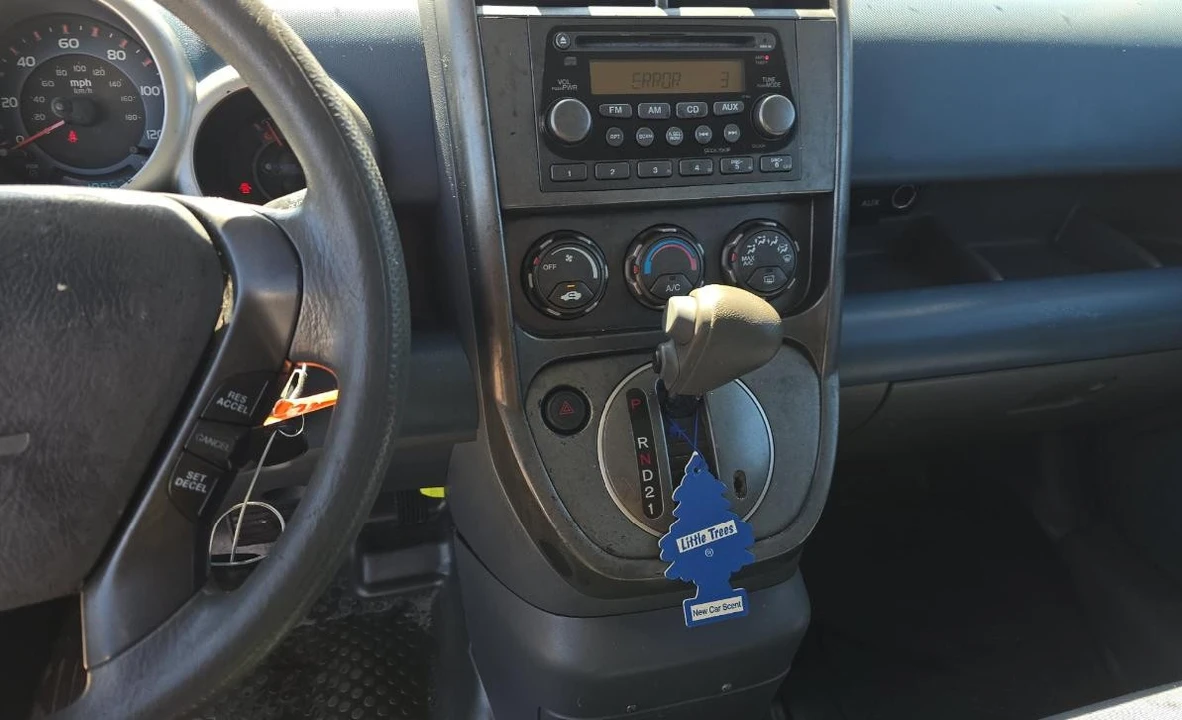 2003 Honda Element - Image 10 of 12