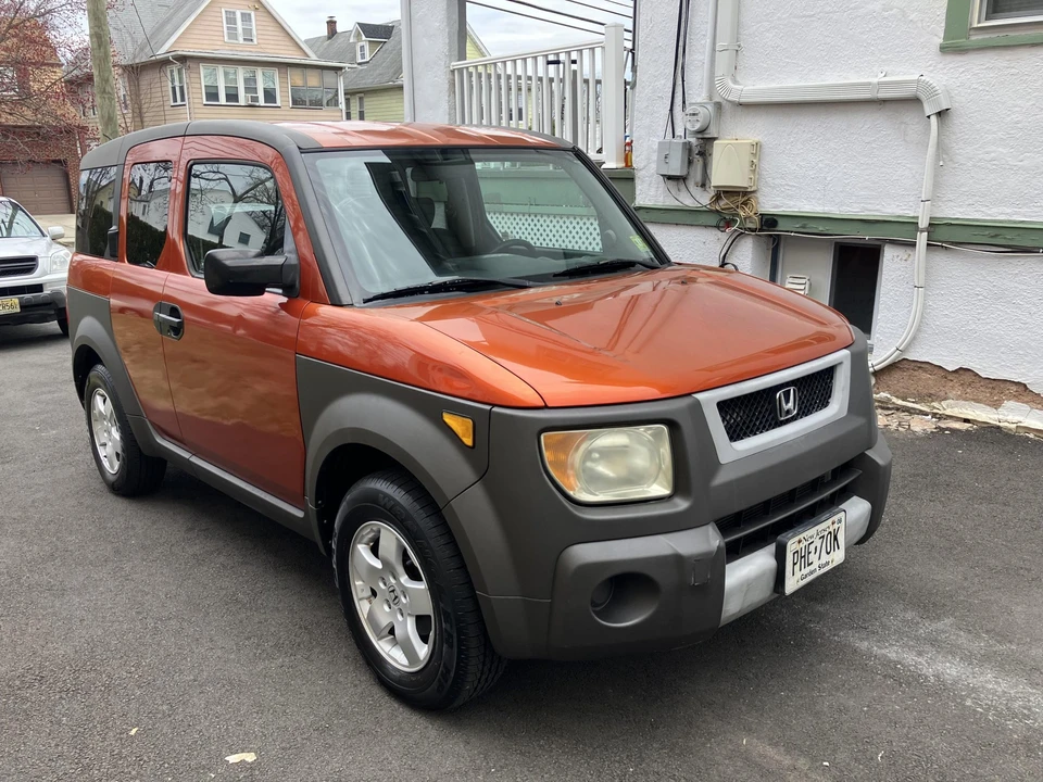 2003 Honda Element - Image 2 of 31