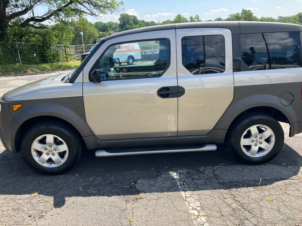 2003 Honda Element - Image 16 of 31