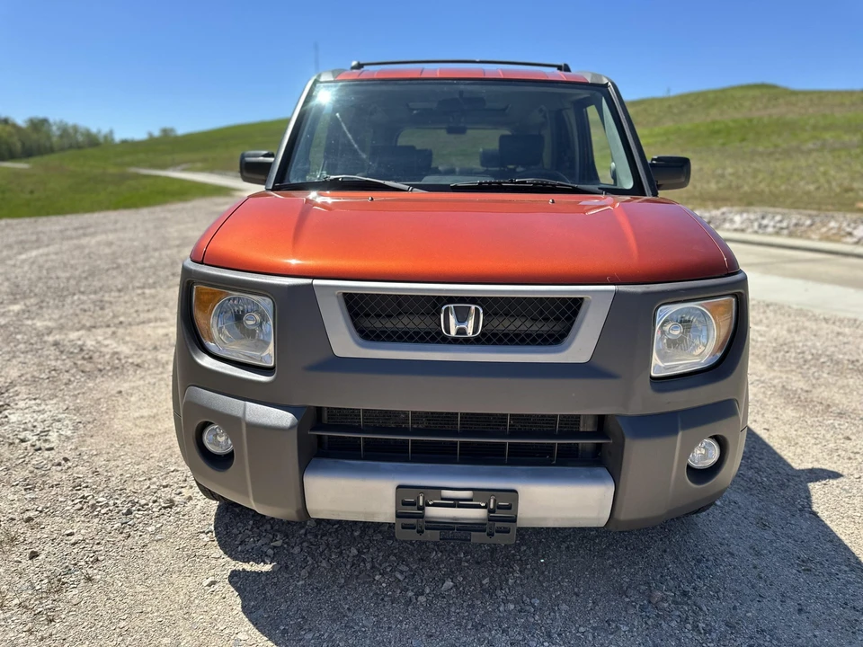2003 Honda Element - Image 2 of 31