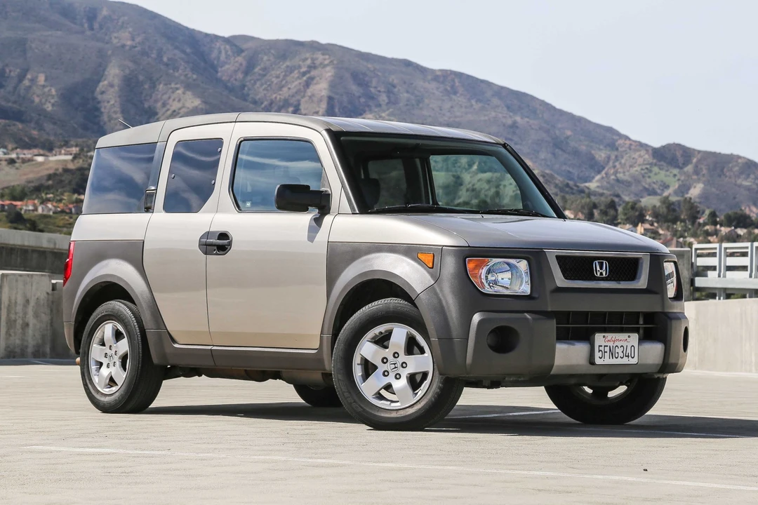 2003 Honda Element - Image 2 of 31