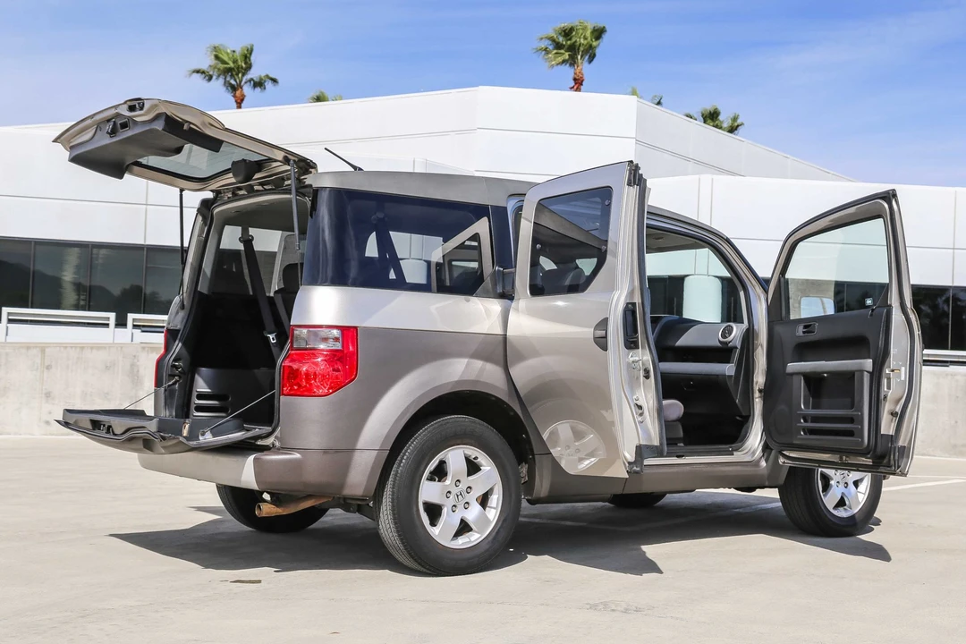 2003 Honda Element - Image 25 of 31