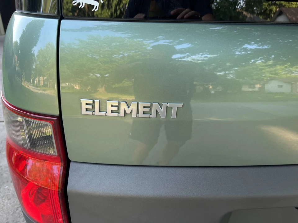 2003 Honda Element - Image 24 of 31