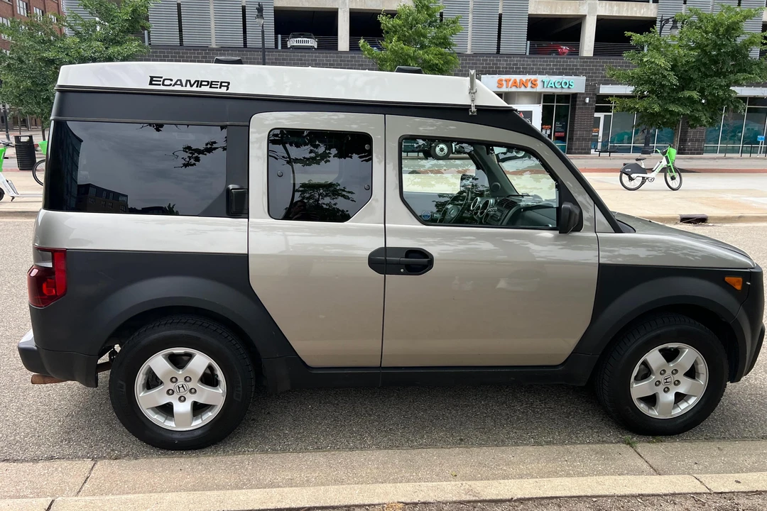 2003 Honda Element - Image 3 of 31