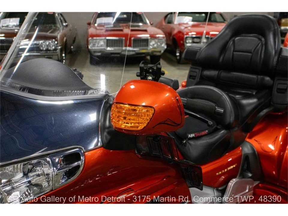 2003 Honda Gold Wing - Image 28 of 31