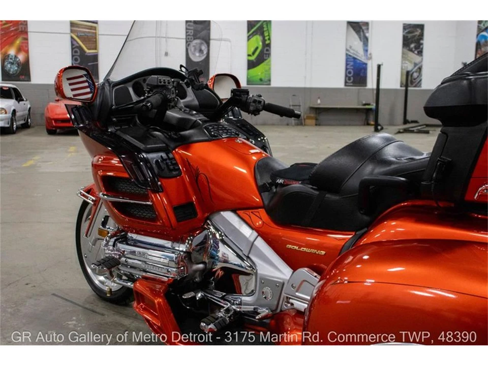 2003 Honda Gold Wing - Image 18 of 31