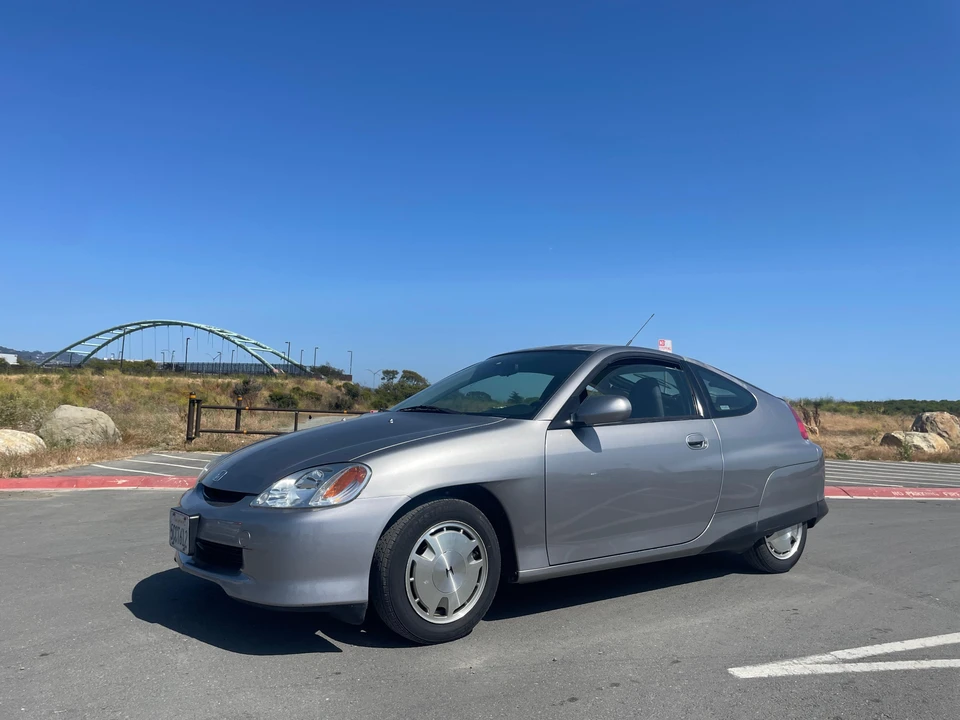 2003 Honda Insight 1st Gen - Image 10 of 31