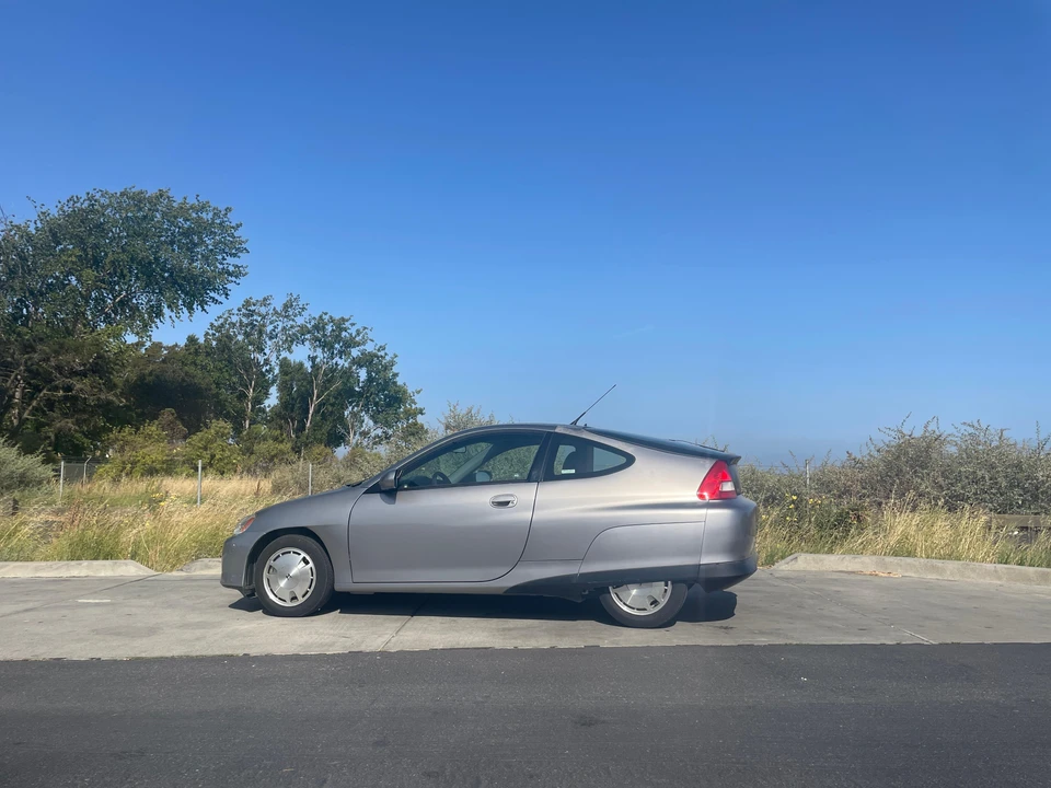 2003 Honda Insight 1st Gen - Image 12 of 31