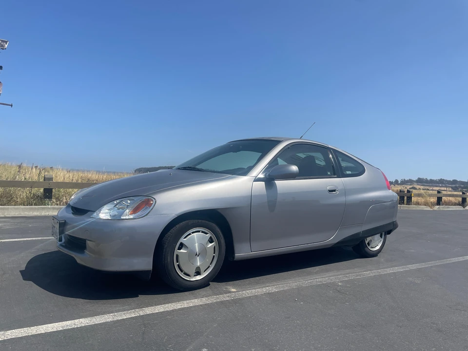 2003 Honda Insight 1st Gen - Image 9 of 31