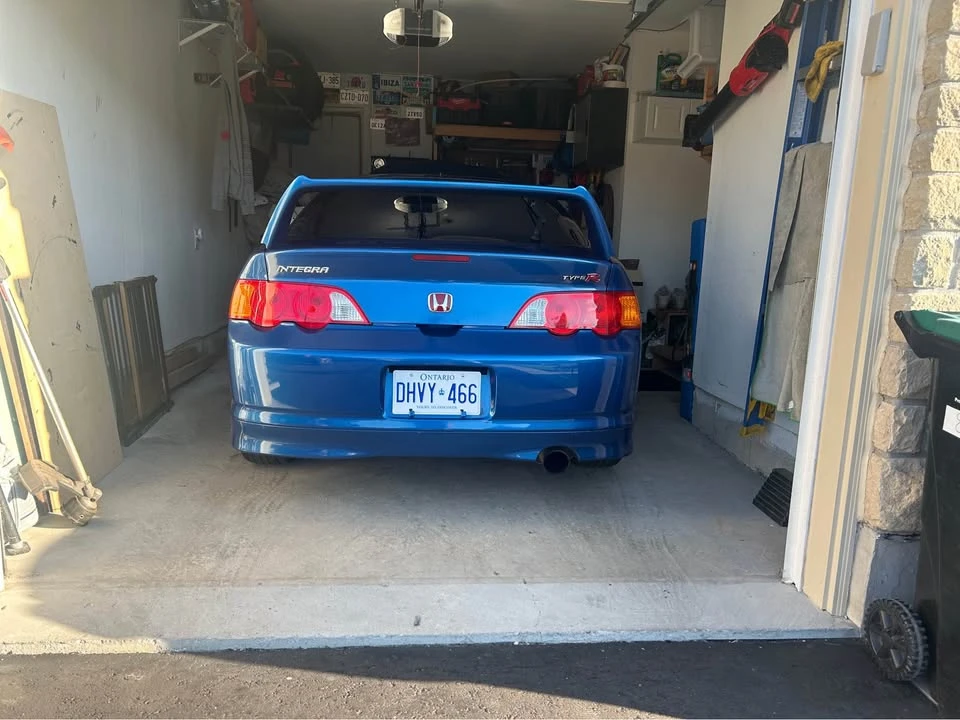 2003 Honda - Image 2 of 15