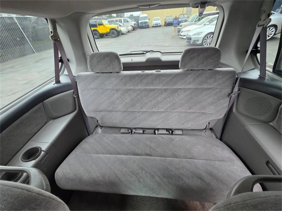 2003 Honda Odyssey - Image 11 of 18