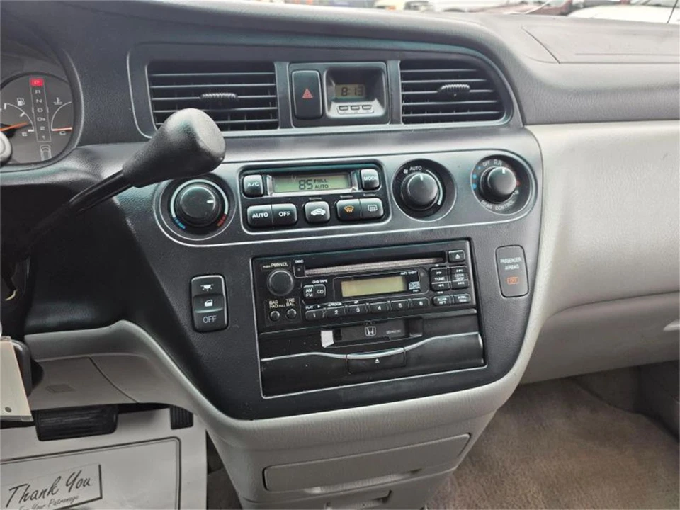 2003 Honda Odyssey - Image 13 of 18