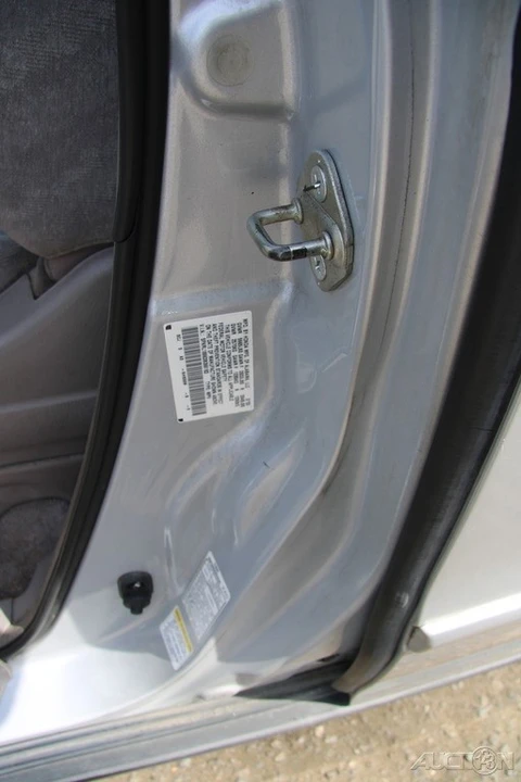 2003 Honda Odyssey - Image 12 of 21