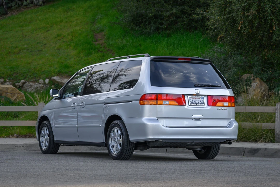 2003 Honda Odyssey - Image 12 of 31