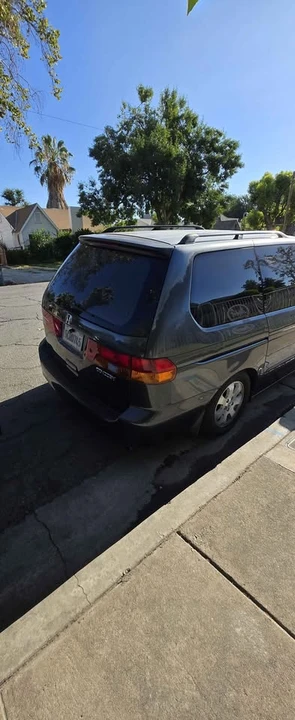 2003 Honda Odyssey - Image 4 of 4