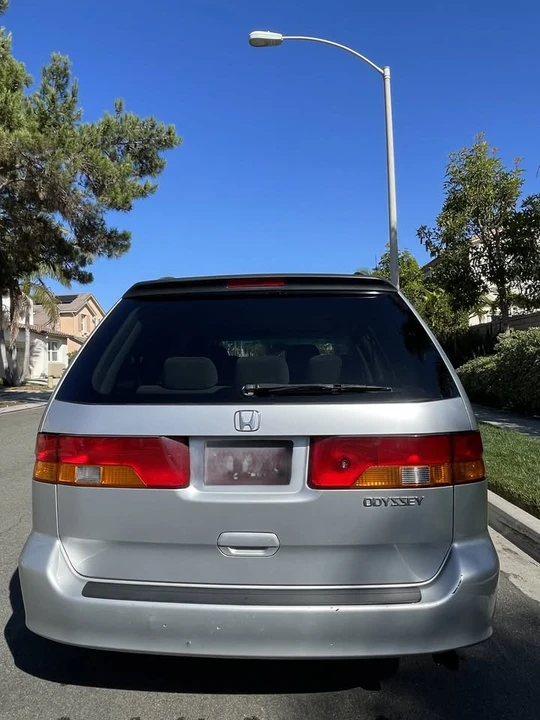 2003 Honda Odyssey - Image 3 of 8