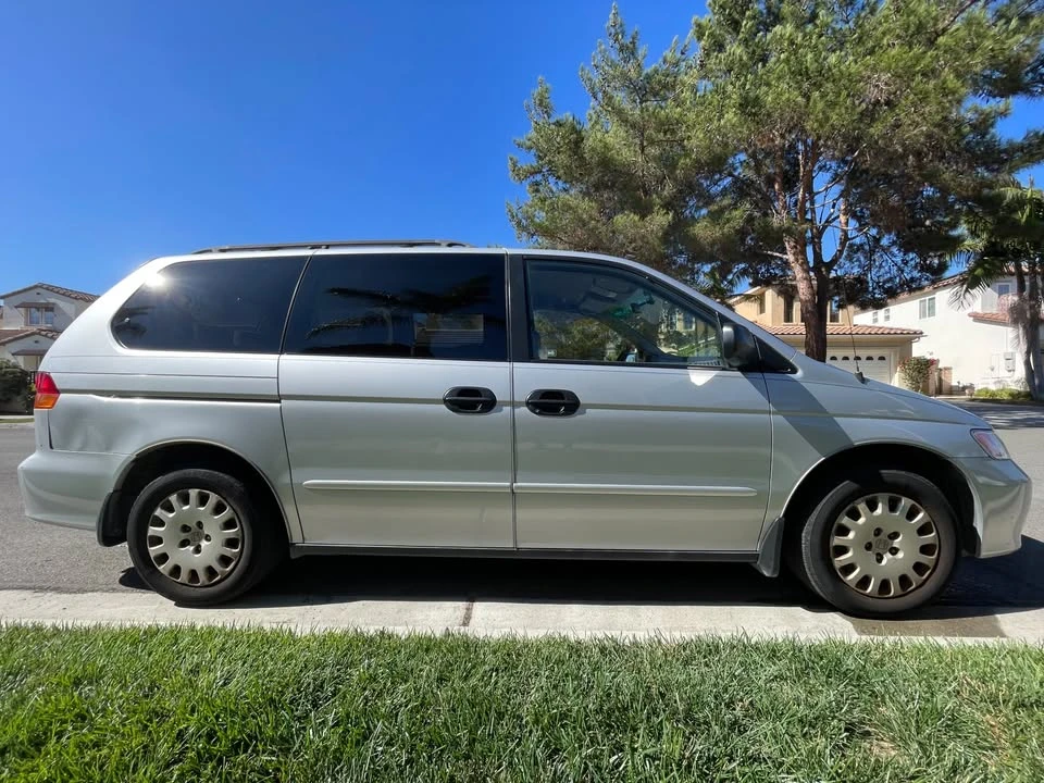 2003 Honda Odyssey - Image 4 of 8