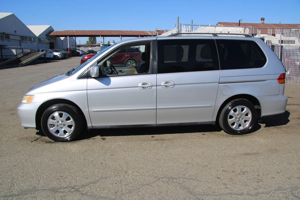 2003 Honda Odyssey - Image 3 of 21