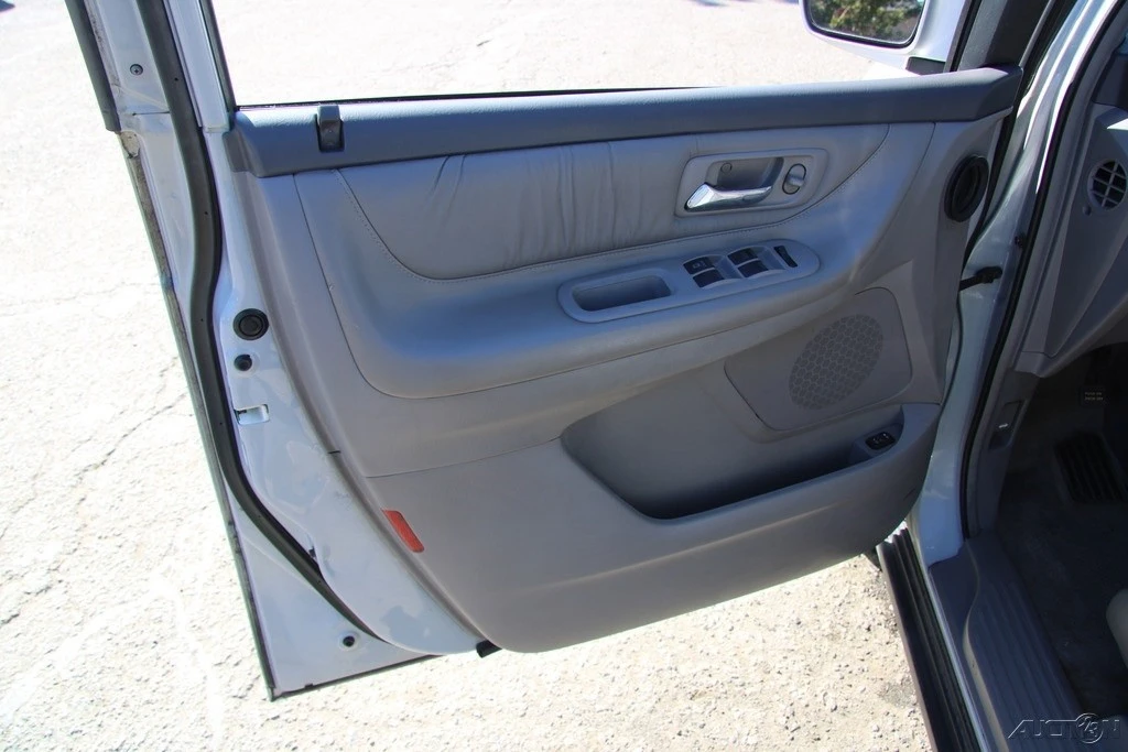 2003 Honda Odyssey - Image 13 of 21