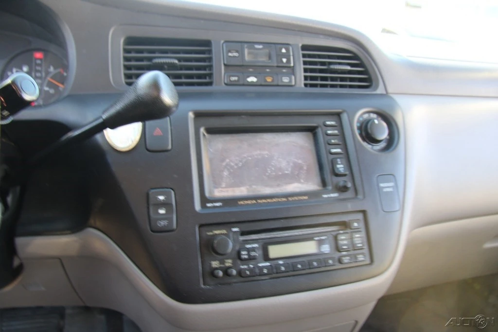 2003 Honda Odyssey - Image 19 of 21