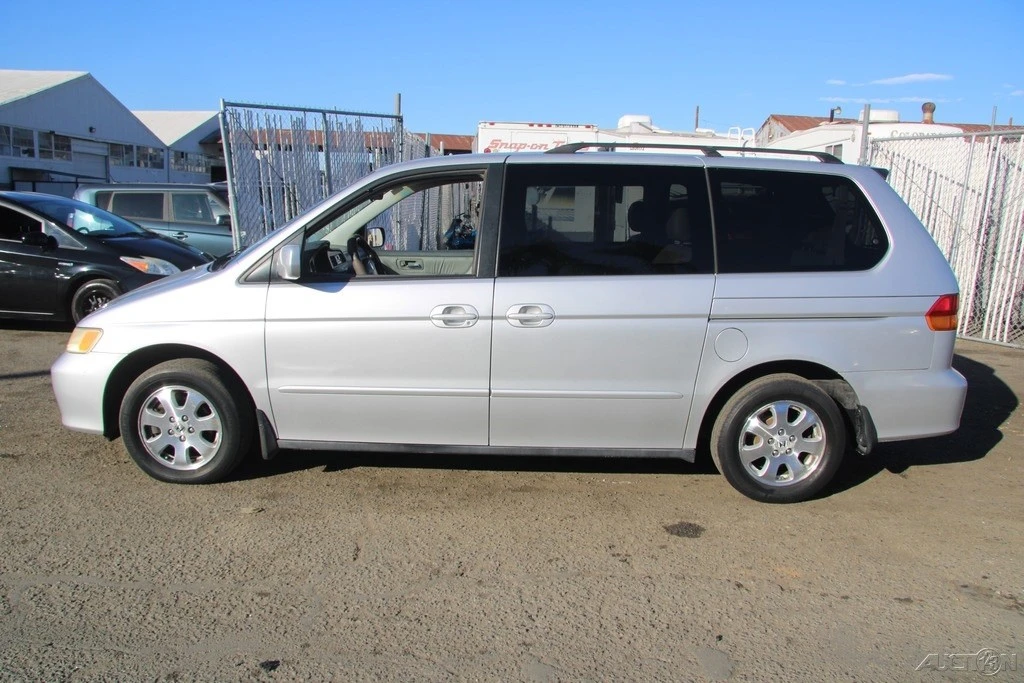 2003 Honda Odyssey - Image 7 of 21