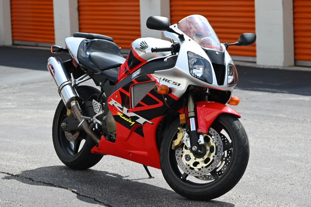 2003 Honda RC51 - Image 3 of 6