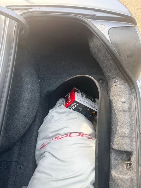 2003 Honda AP1 S2000 - Image 15 of 16