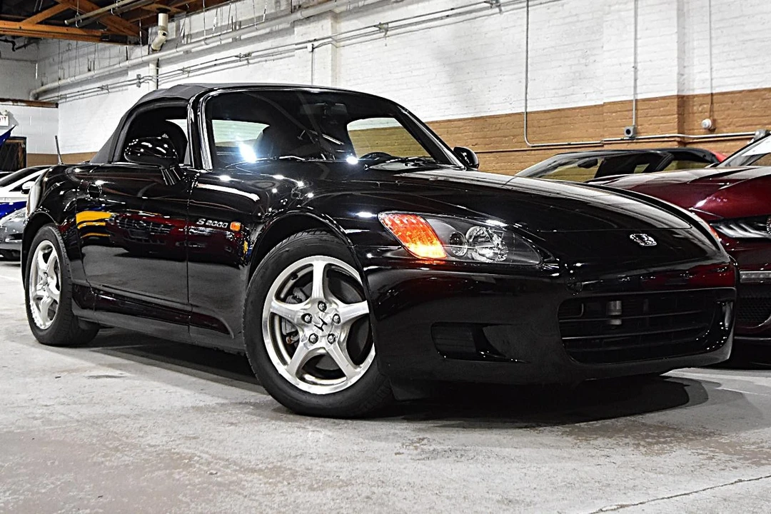 2003 Honda AP1 S2000 - Image 2 of 31