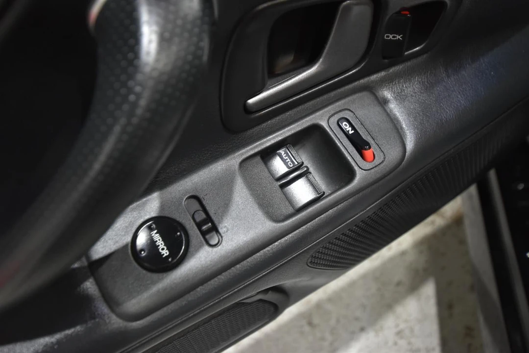 2003 Honda AP1 S2000 - Image 17 of 31