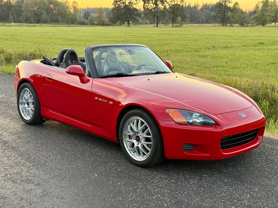2003 Honda AP1 S2000 - Image 2 of 8
