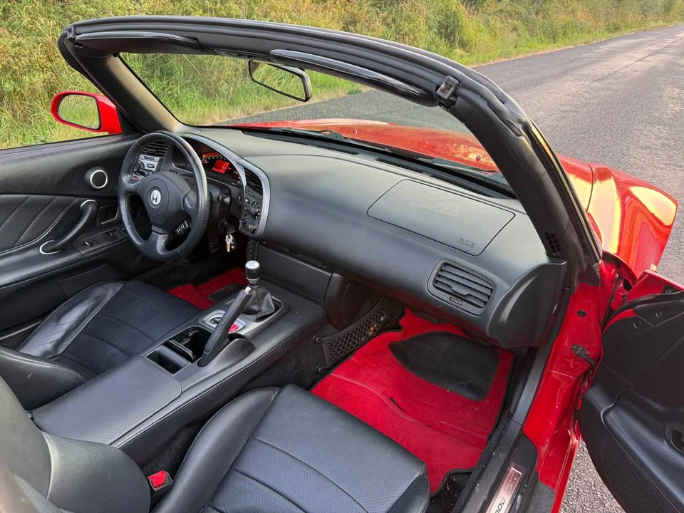 2003 Honda AP1 S2000 - Image 6 of 8
