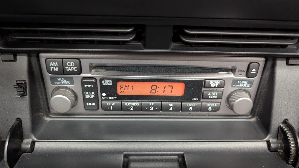 2003 Honda AP1 S2000 - Image 13 of 27