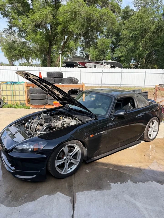 2003 Honda AP1 S2000 - Image 2 of 10