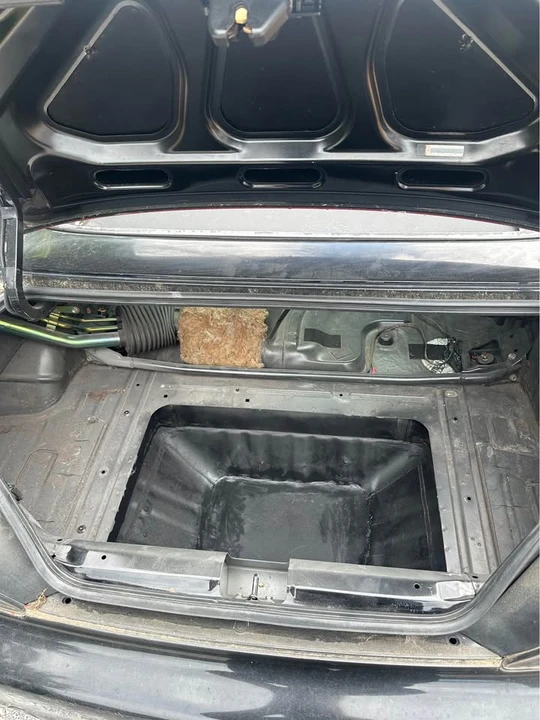 2003 Honda AP1 S2000 - Image 6 of 11