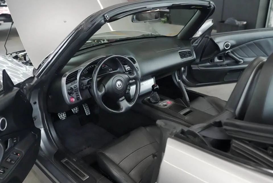 2003 Honda AP1 S2000 - Image 15 of 20