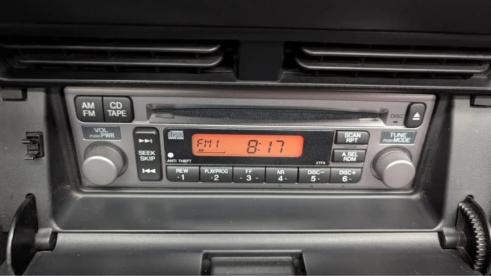 2003 Honda AP1 S2000 - Image 15 of 16