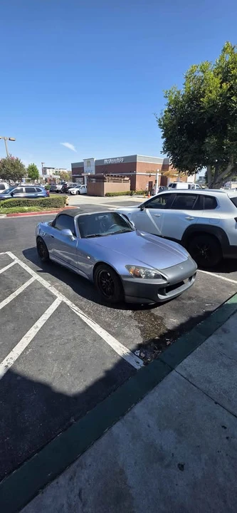 2003 Honda AP1 S2000 - Image 2 of 10