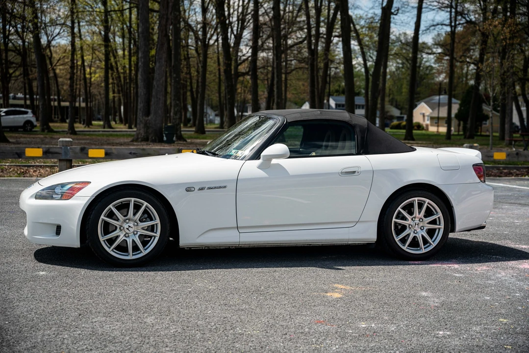 2003 Honda AP1 S2000 - Image 2 of 31