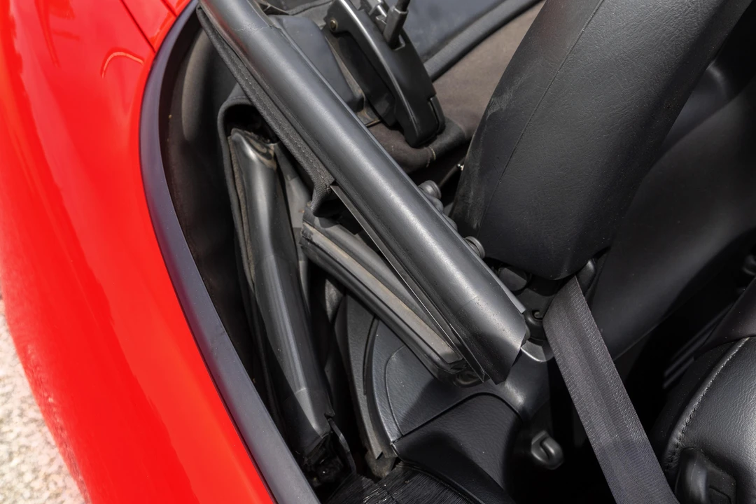 2003 Honda AP1 S2000 - Image 19 of 31