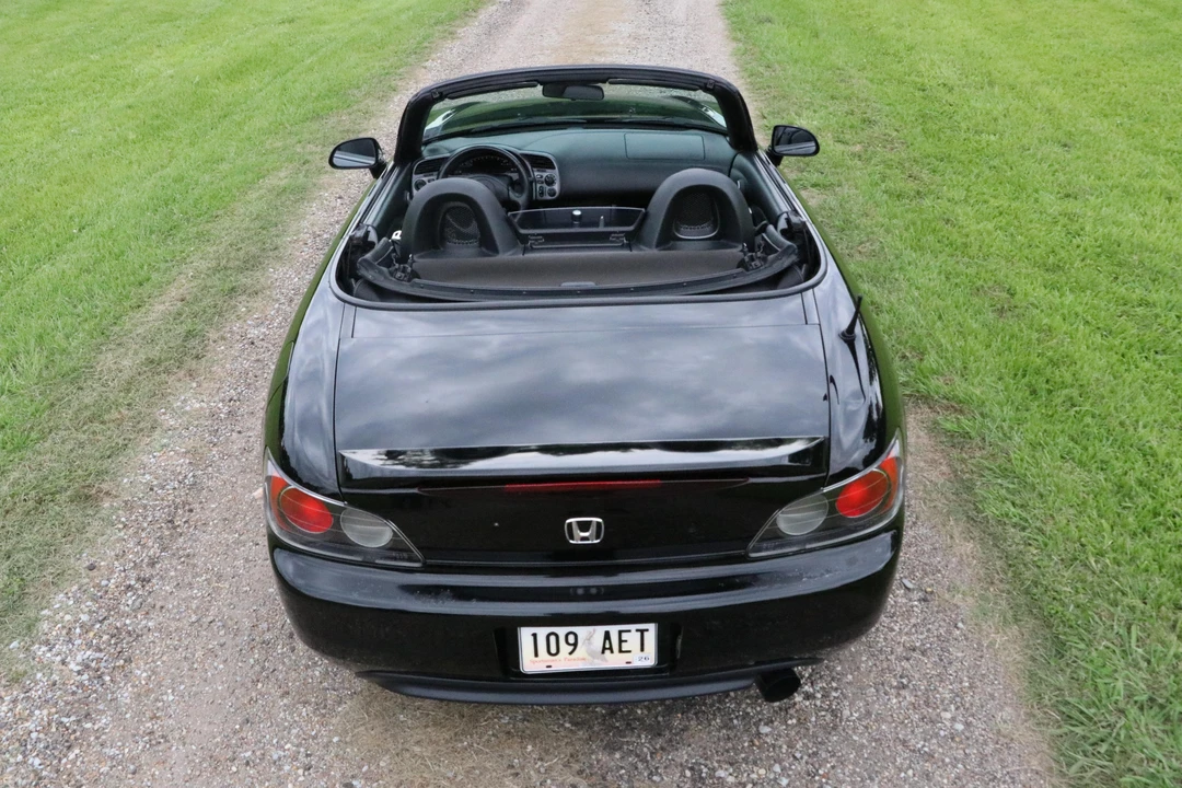2003 Honda AP1 S2000 - Image 14 of 28
