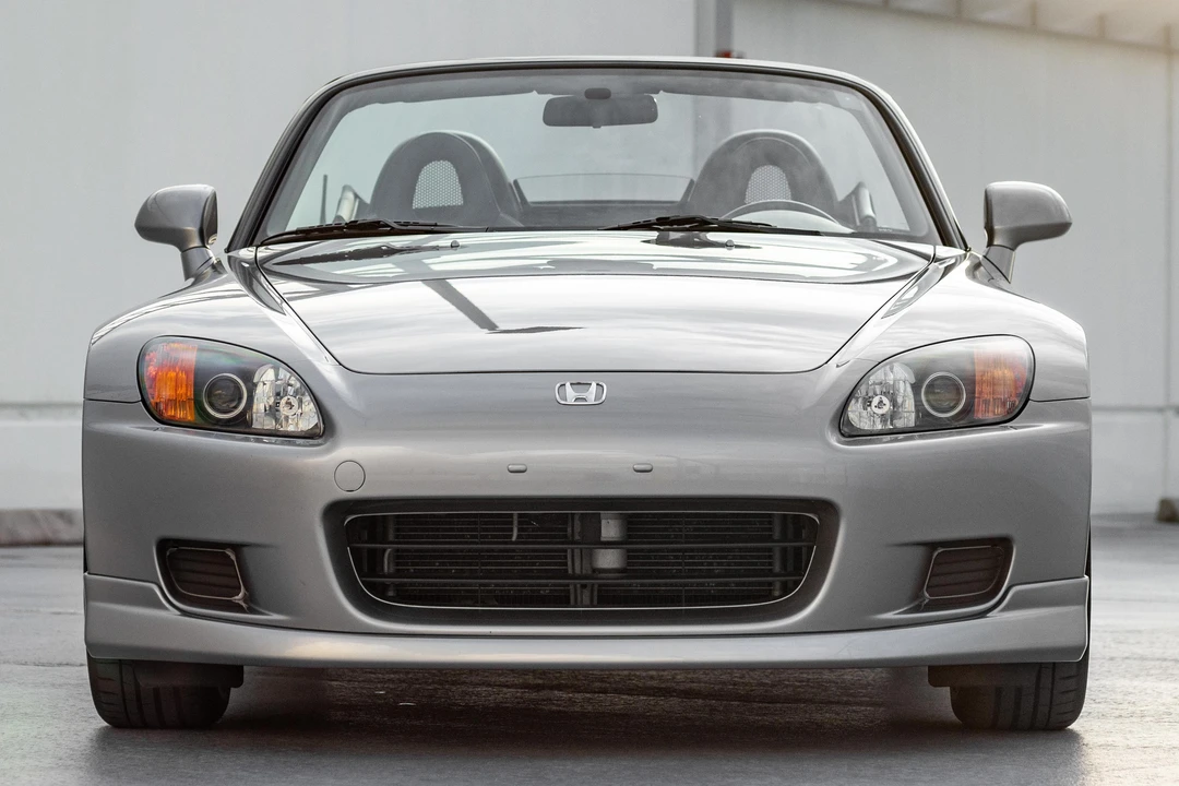 2003 Honda AP1 S2000 - Image 2 of 31