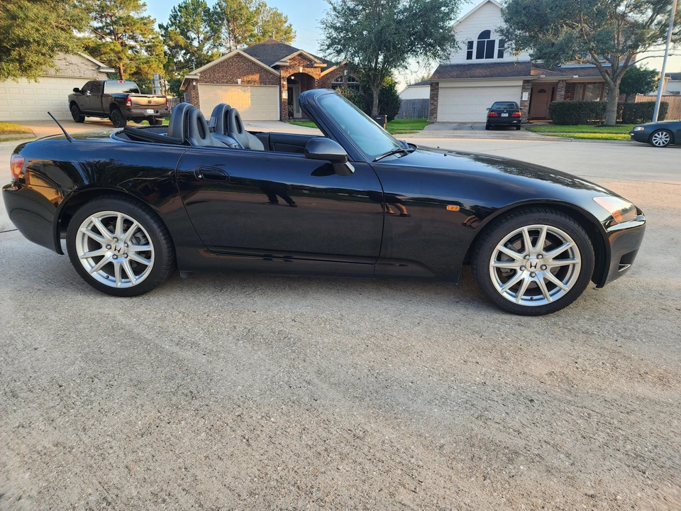 2003 Honda AP1 S2000 - Image 8 of 31